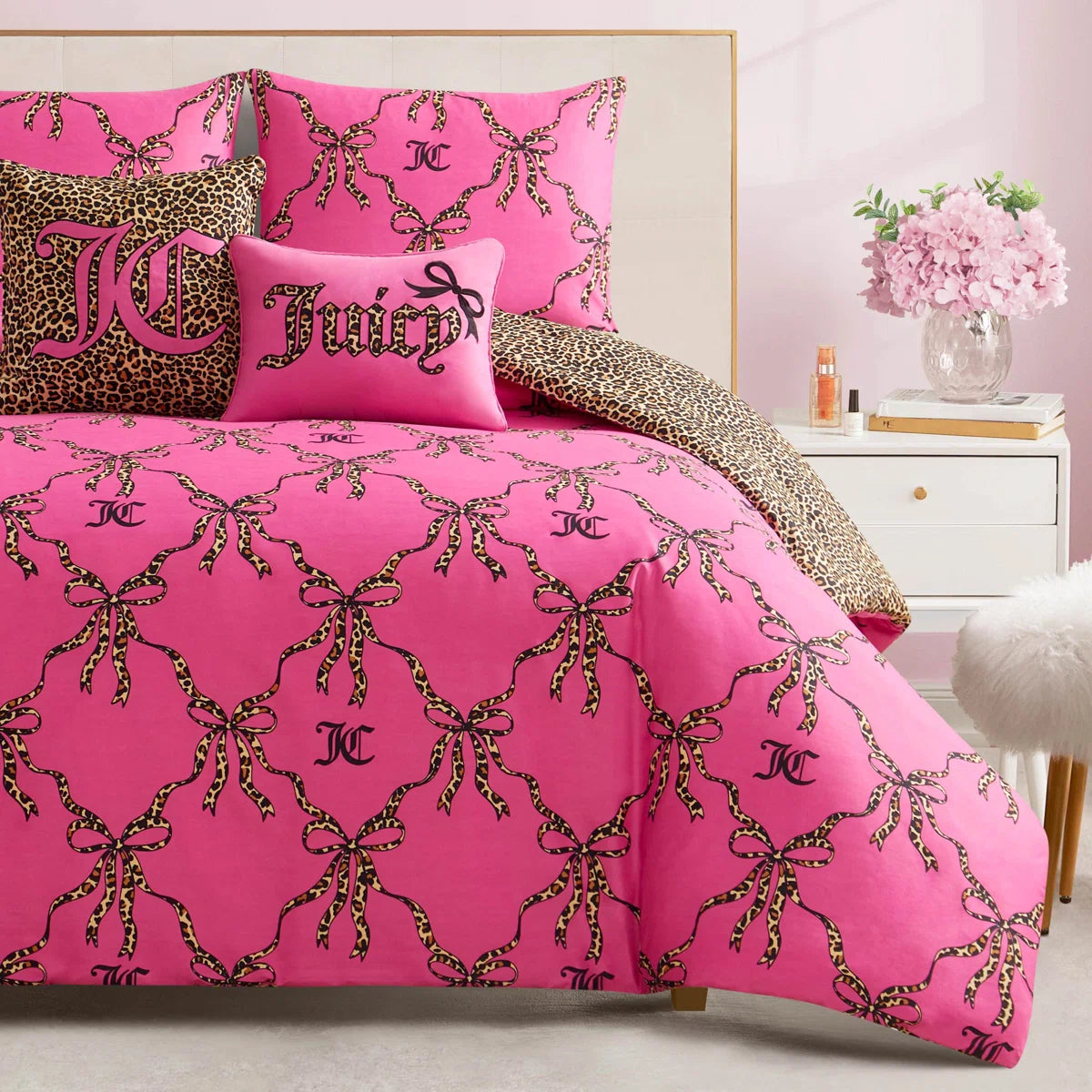 Juicy Couture Cheetah Bow Trellis Reversible Comforter Set (Set of 5)