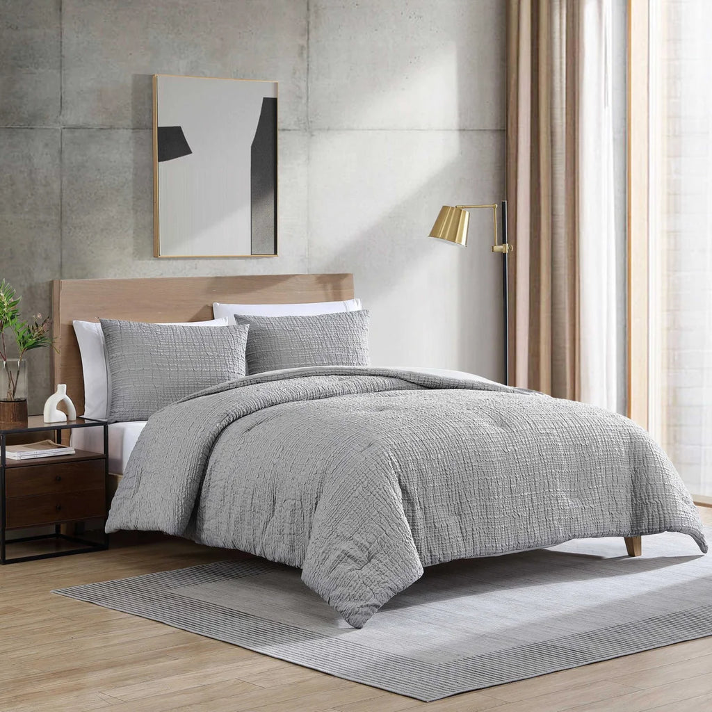 Serenity Wavy Polyester All Seasons Comforter Set
