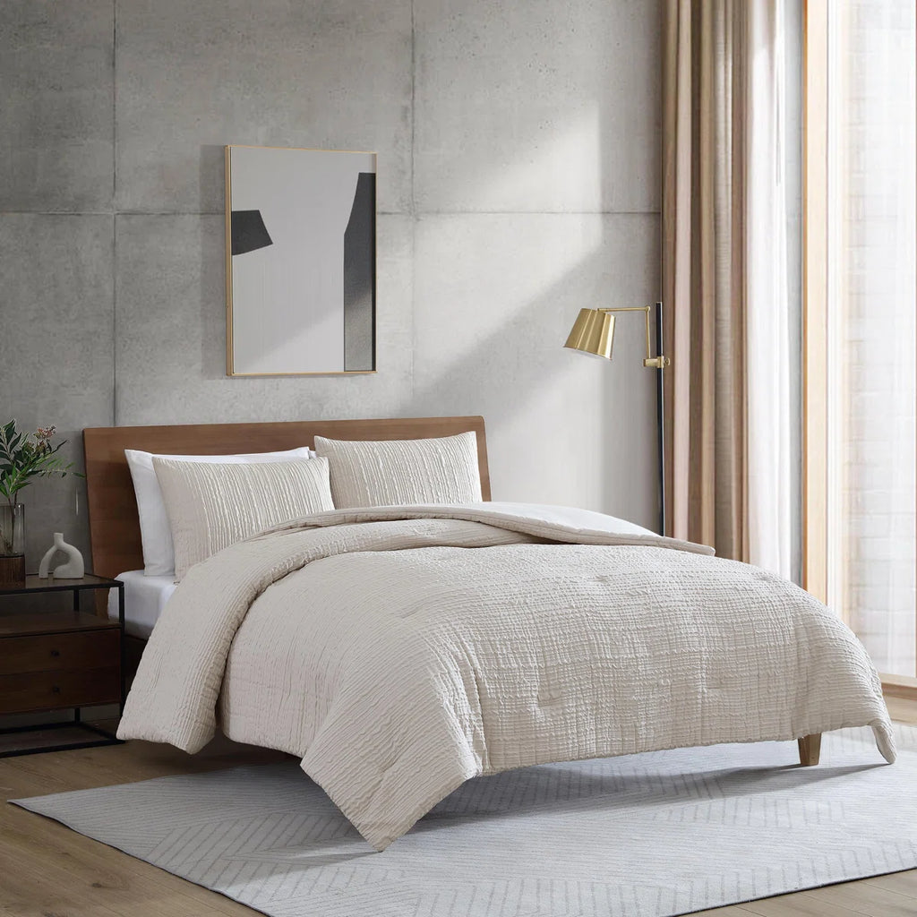 Serenity Wavy Polyester All Seasons Comforter Set
